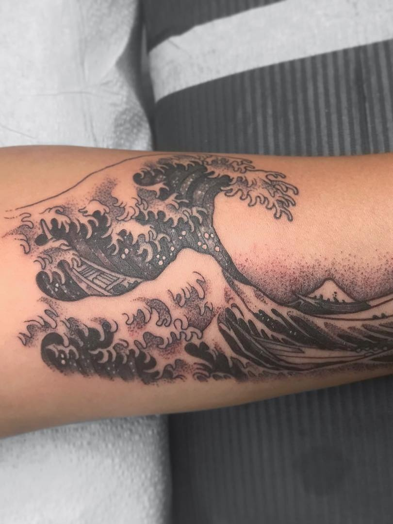 Porcuprints  Hokusais Great Wave Off Kanagawta Tattoo